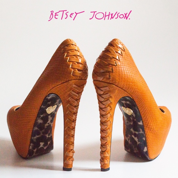 Betsey Johnson Shoes - Betsey Johnson Bethanii Platform Heels